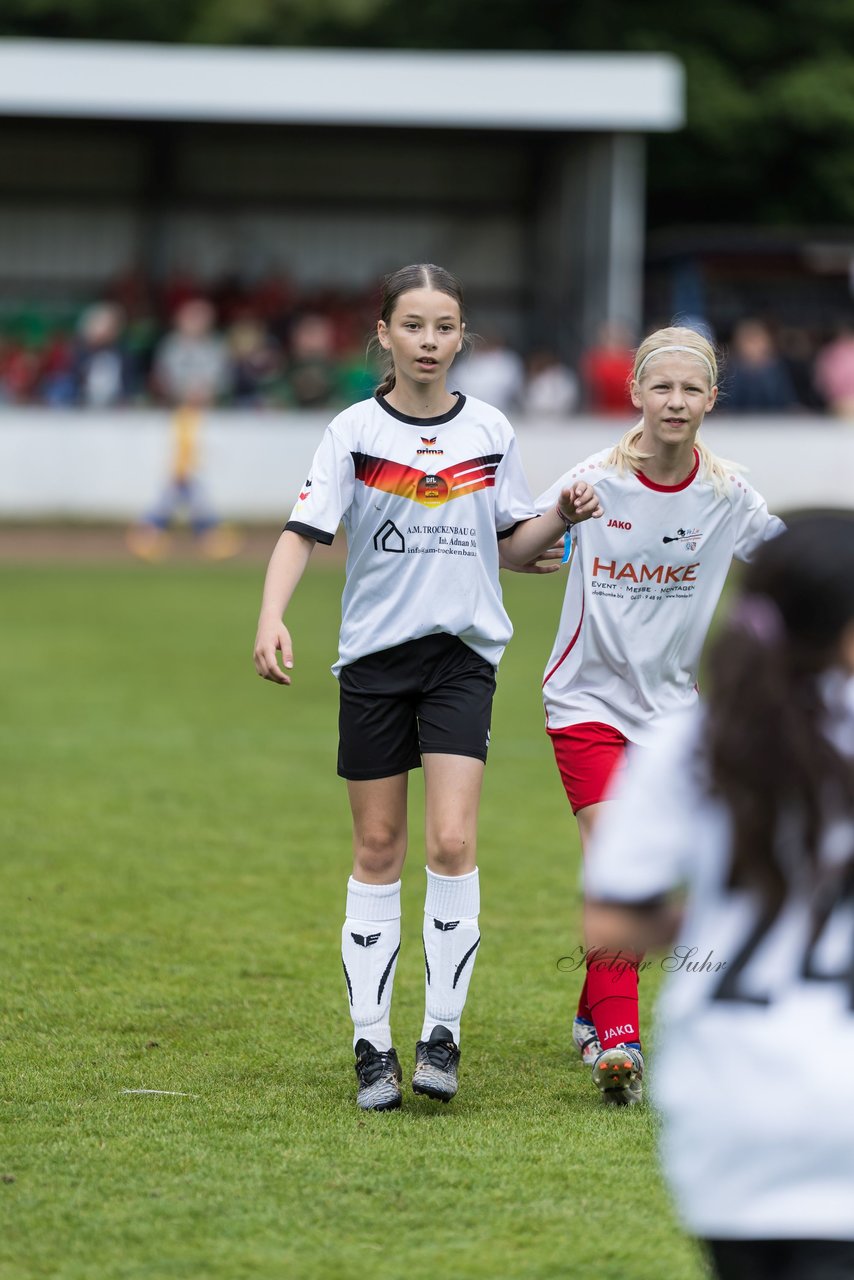 Bild 216 - Loewinnen Cup